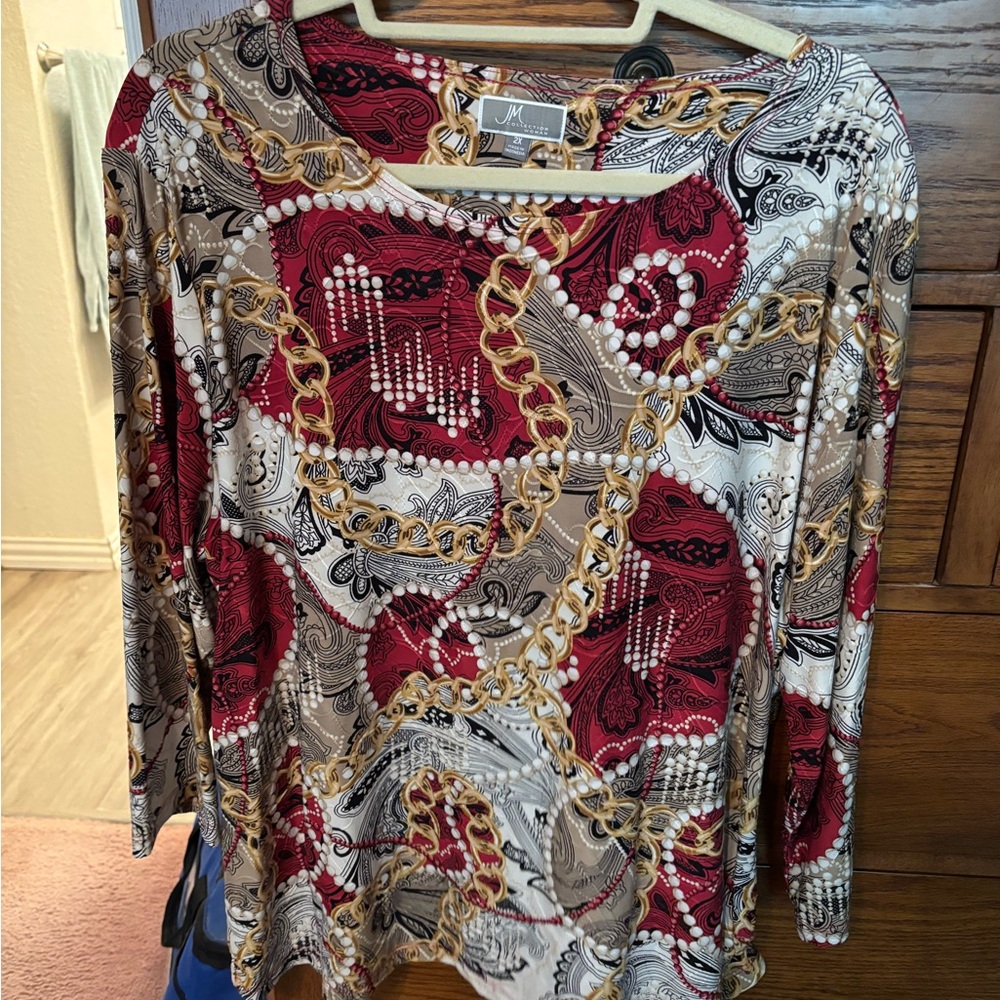 JM Collection Women's Red, Gold, and Black Chain Print Blouse